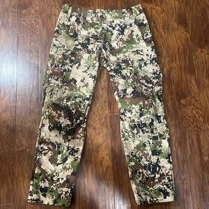Sitka Mountain Pant Sub Alpine Camouflage Men's Size 37 Regular.